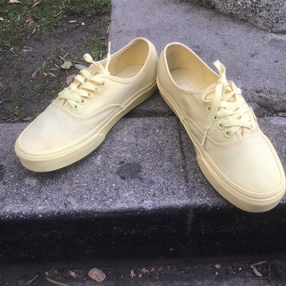 mono popcorn vans